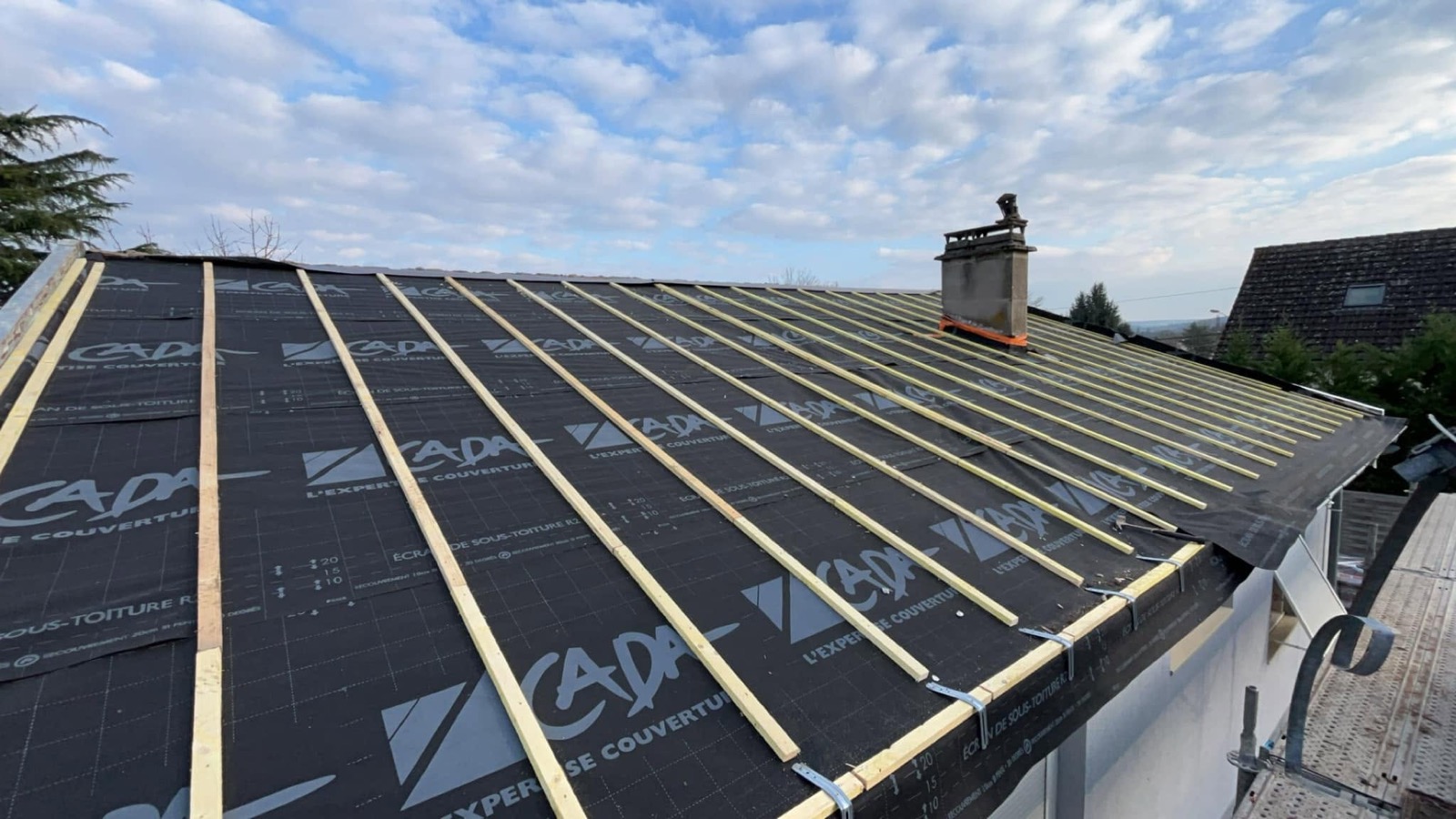 Écran sous toiture posé avec des liteaux, Saint-Julien-du-Sault